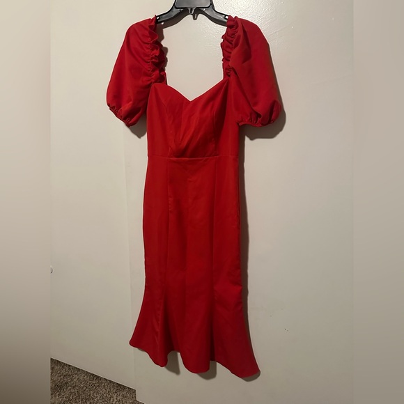 Trendyol Red Midi Dress with Puff Sleeves - Picture 4 of 16